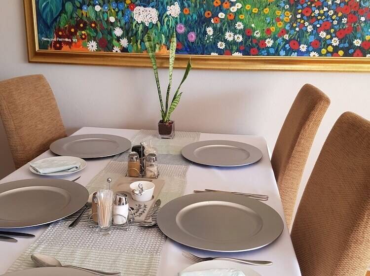 펜션 Aandbloem Guest House