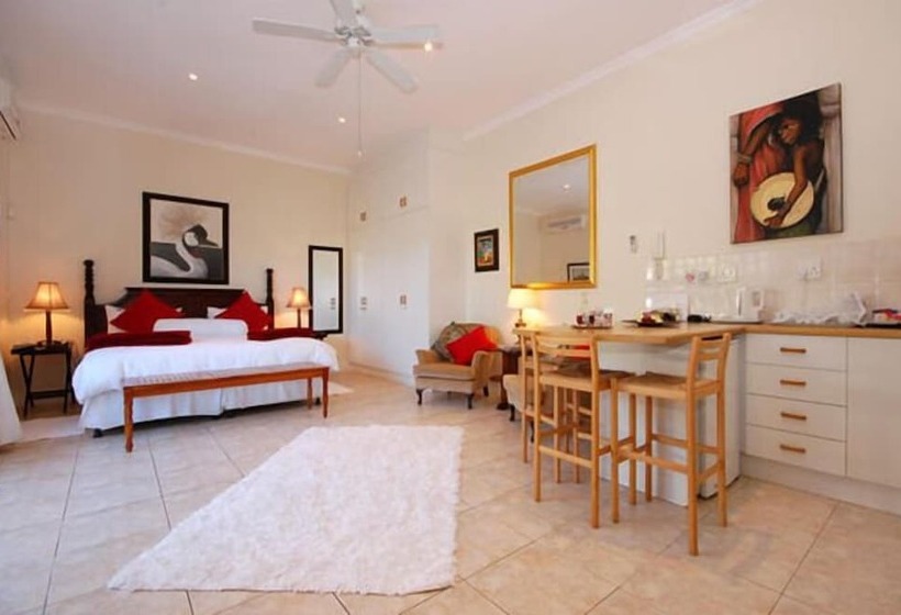 פנסיון Anchorage Guesthouse