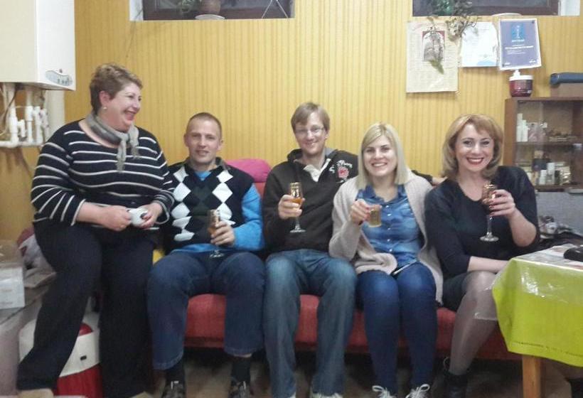 پانسیون California Guest House