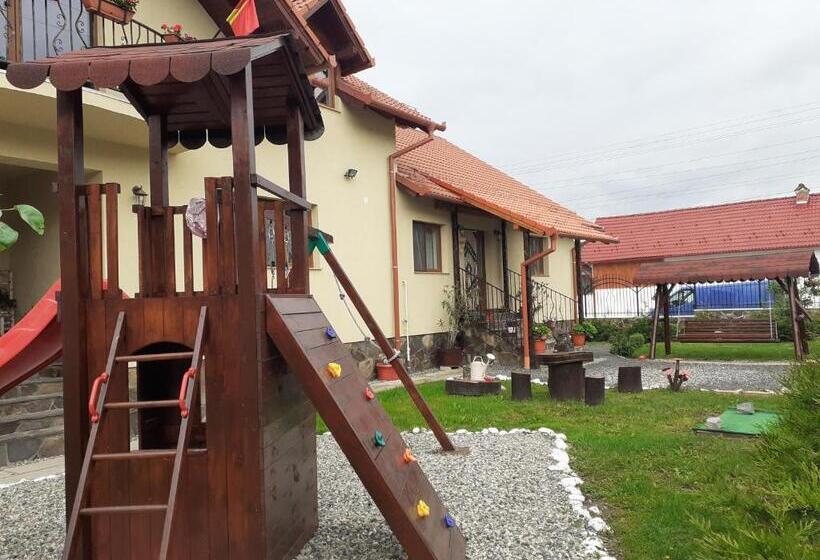 פנסיון Casa Raisa & Maria