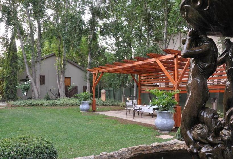 펜션 College Lodge