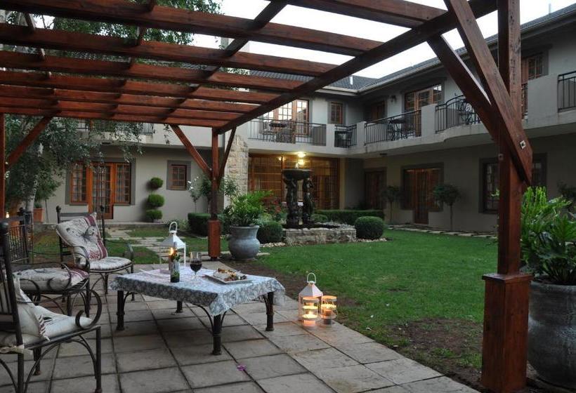 펜션 College Lodge