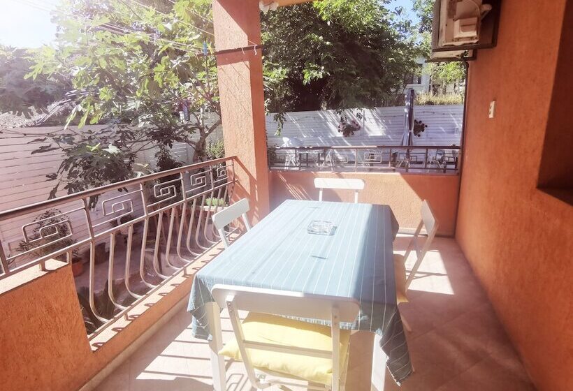 بنسيون Dream House