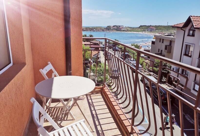 Пансион Dream House