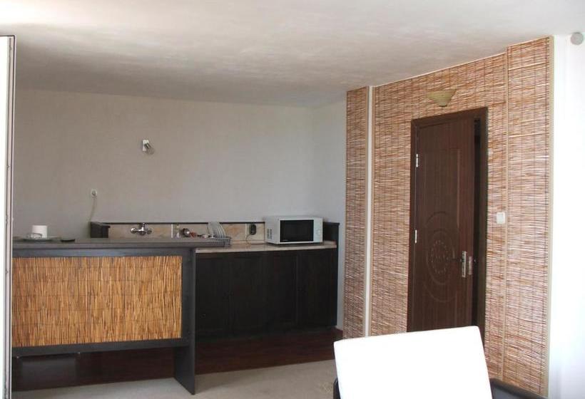 膳宿费 Guest House Compass