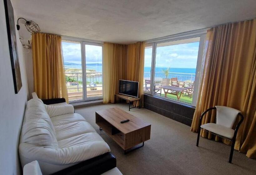 膳宿费 Guest House Compass