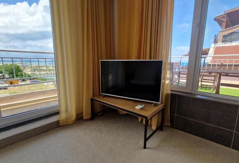 膳宿费 Guest House Compass