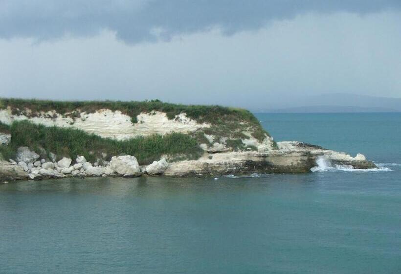 膳宿费 Guest House Compass