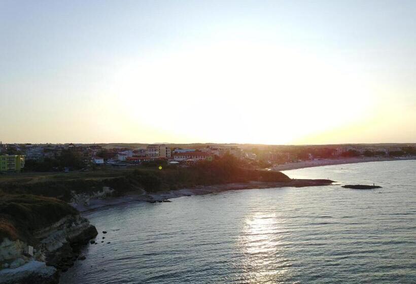 膳宿费 Guest House Compass