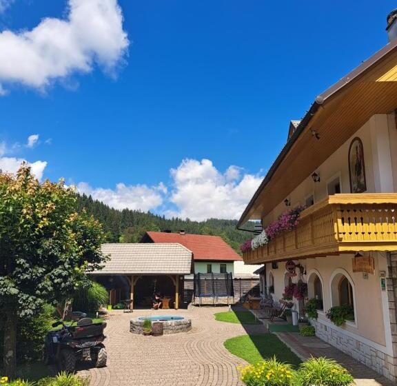 پانسیون Guest House Kveder