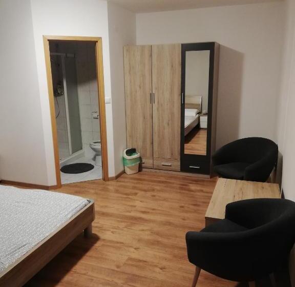 پانسیون Guest House Kveder