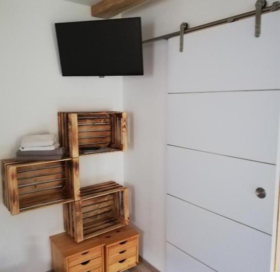 پانسیون Guest House Kveder