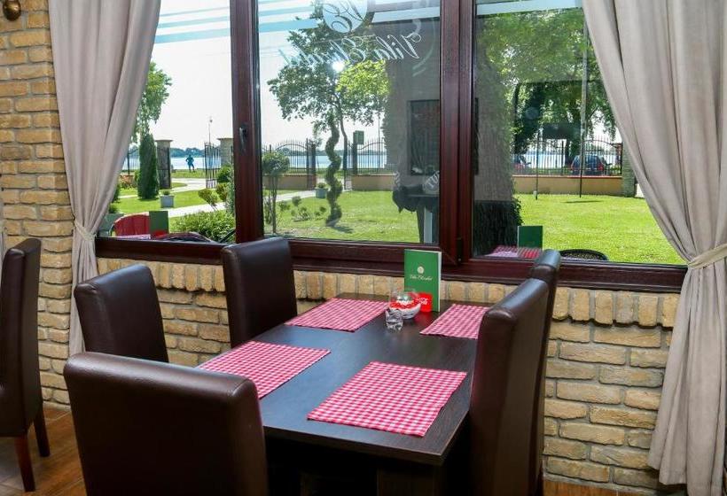 پانسیون Guesthouse Villa Elizabet