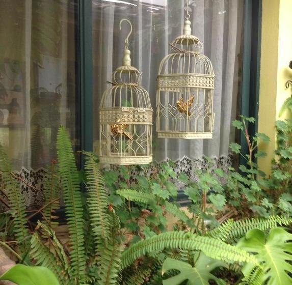 פנסיון Hostal Renoir