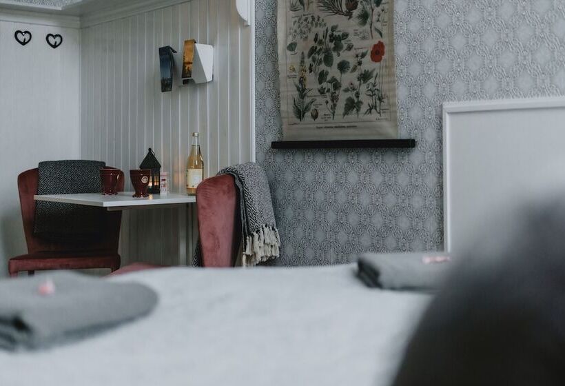 ペンション Kongelfs Gästgifveri & Citycamping