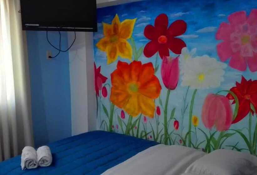 펜션 La Posada Del Rey   Lima Airport Hostel