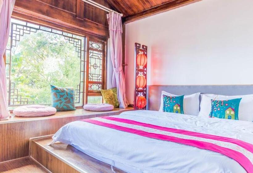 پانسیون Lijiang Three Wells Inn