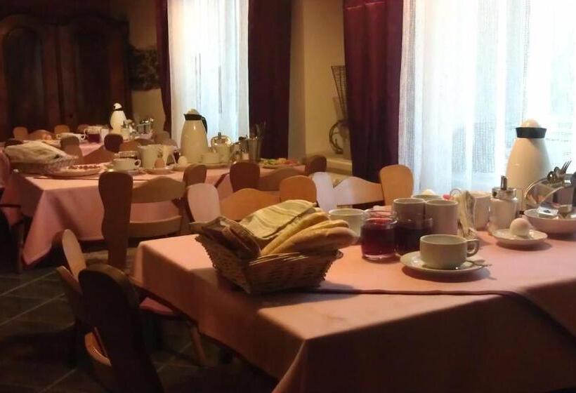 پانسیون Penzion U štoly Jáchymov