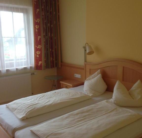 ペンション Peterwirt