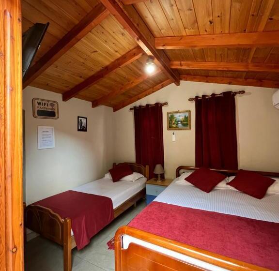 بنسيون Rooms Emiliano Castle Of Kruja