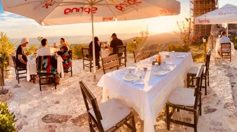 بنسيون Rooms Emiliano Castle Of Kruja