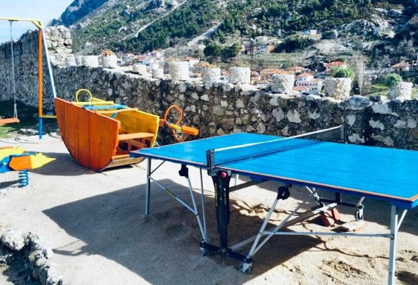 بنسيون Rooms Emiliano Castle Of Kruja