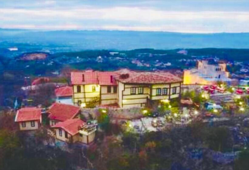 بنسيون Rooms Emiliano Castle Of Kruja