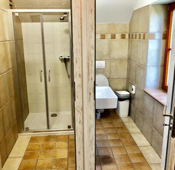 بنسيون Statek Samsara