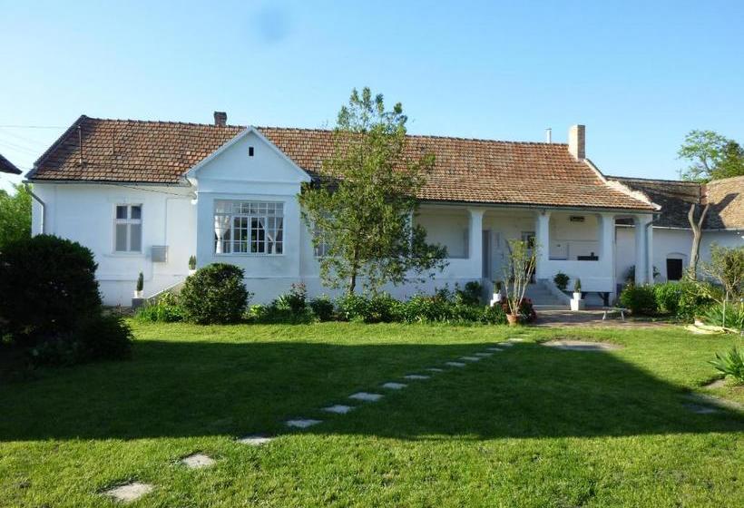 ペンション Tornácos Vendégház