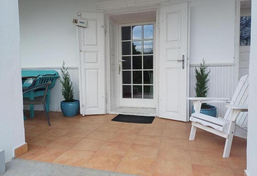 ペンション Tornácos Vendégház