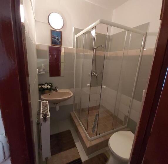 פנסיון Varázsfa Vendégház