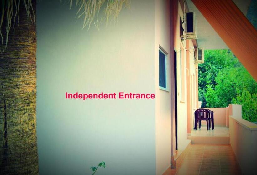 פנסיון Vila Lili Guest House   Berat