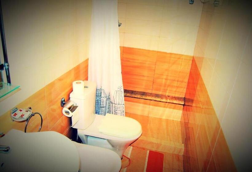 פנסיון Vila Lili Guest House   Berat