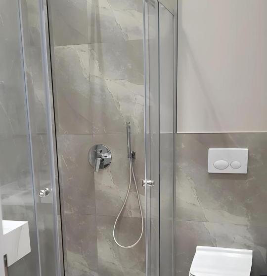 פנסיון Vila Lili Guest House   Berat