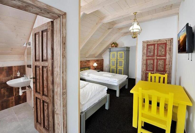 پانسیون Vila U Septima