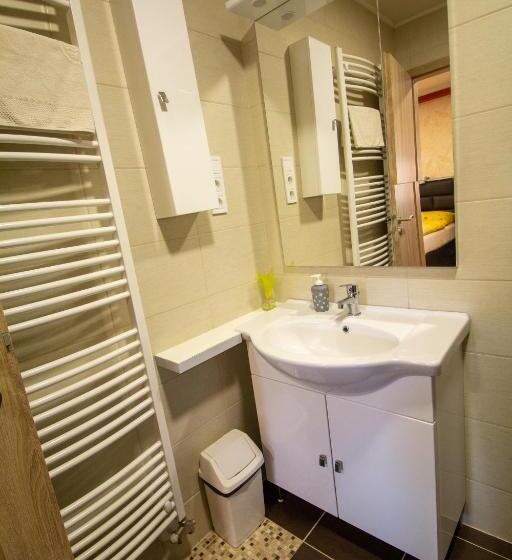 Radics Panzió étterem és Pihenő Központ