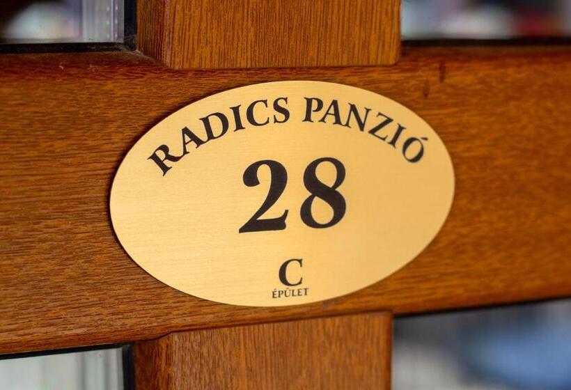 Radics Panzió étterem és Pihenő Központ