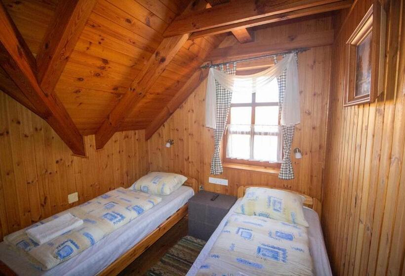 Radics Panzió étterem és Pihenő Központ