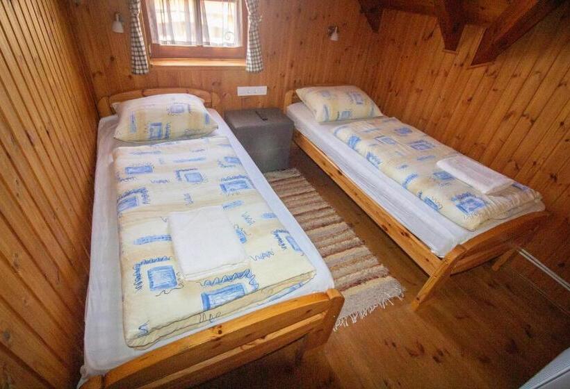 Radics Panzió étterem és Pihenő Központ