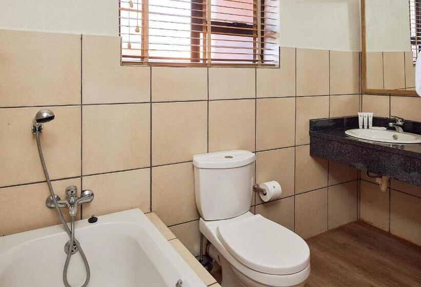 منتجع First Group Qwantani