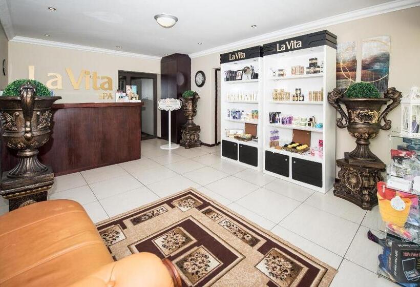 منتجع First Group Qwantani