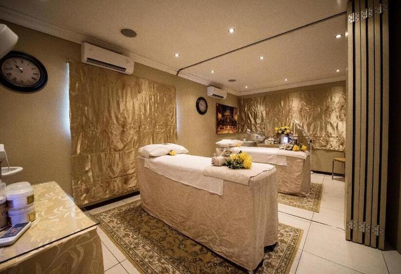 منتجع First Group Qwantani