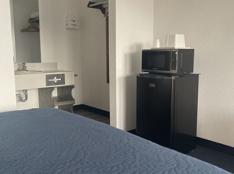 Общежитие Bayside Inn