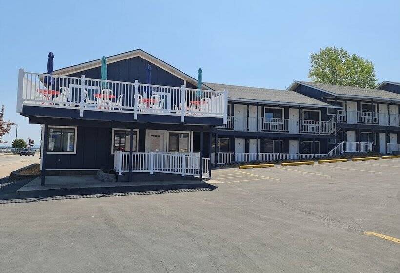 Общежитие Bayside Inn