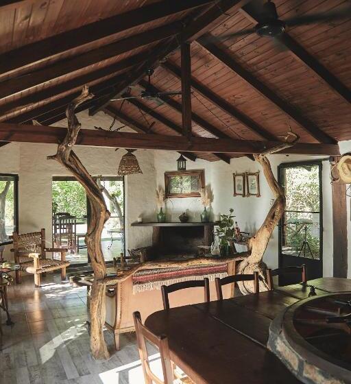 הוסטל Posada Uguay   Esteros Del Iberá