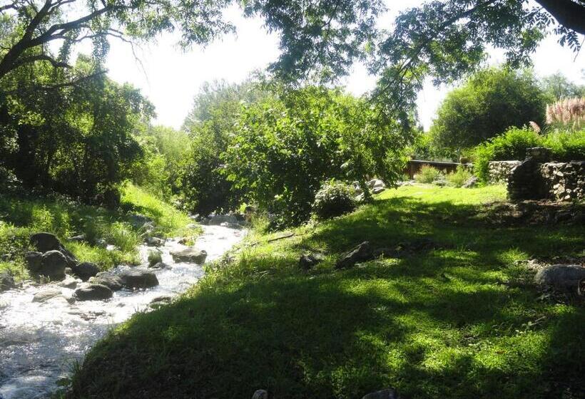 ユースホステル Puesto Victoria   Adults Only