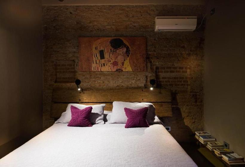 ユースホステル Puesto Victoria   Adults Only