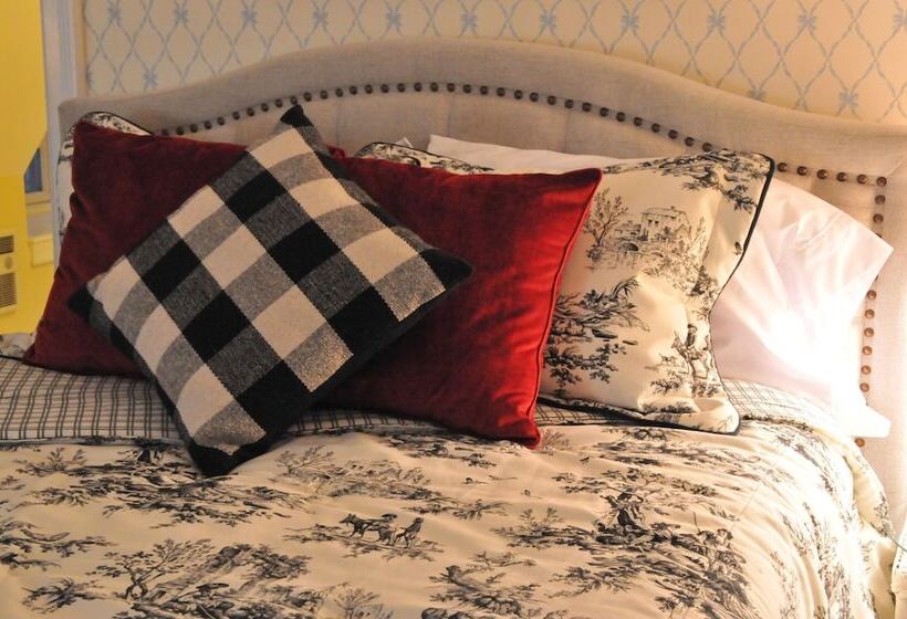 فندق صغير Strong House Inn