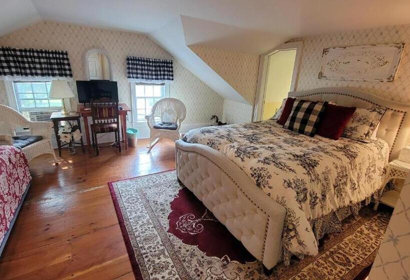 فندق صغير Strong House Inn