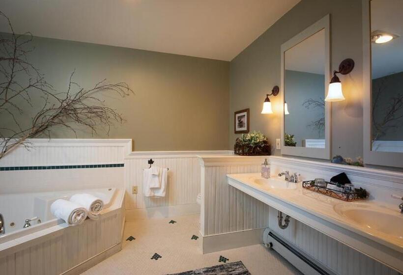 فندق صغير Strong House Inn